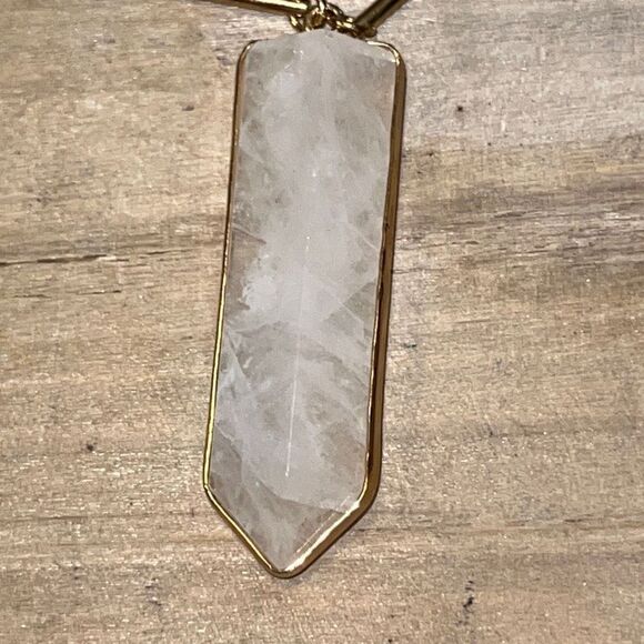 Natural Quartz Crystal Encased In Gold Tone With A Bar Chain - Picture 2 of 7